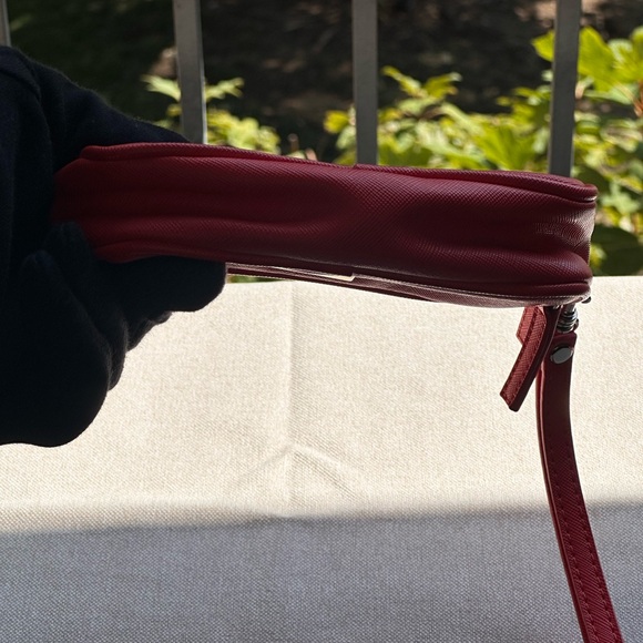 Express Wristlet - Picture 6 of 6